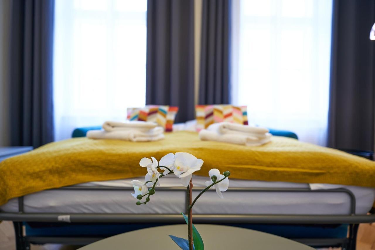 Fancy Home For 5 With Self-Check-In At Spittelberg Вена Экстерьер фото