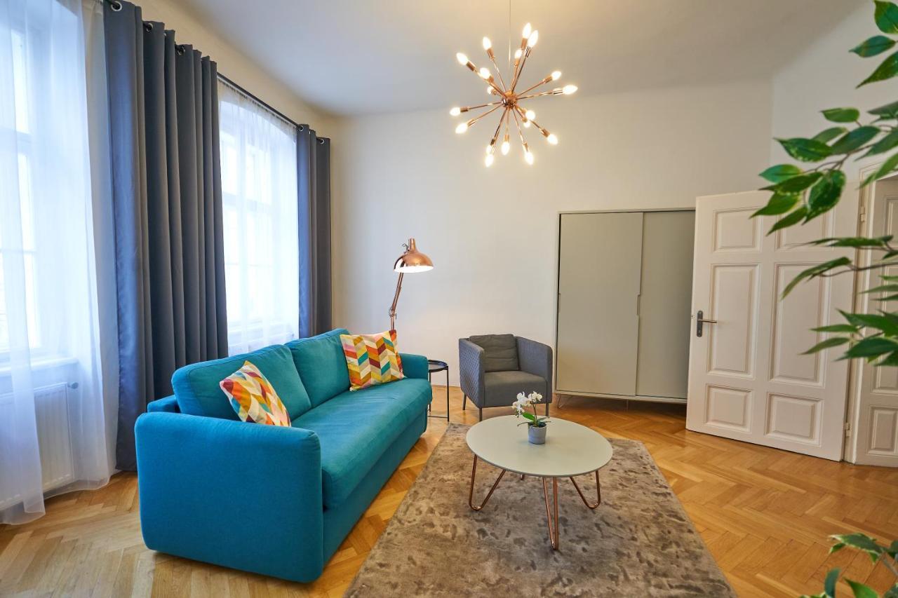 Fancy Home For 5 With Self-Check-In At Spittelberg Вена Экстерьер фото